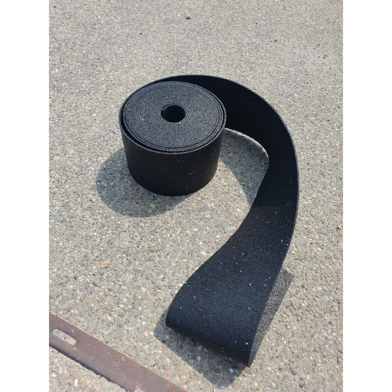125 x 4 mm granulaat rubber strook